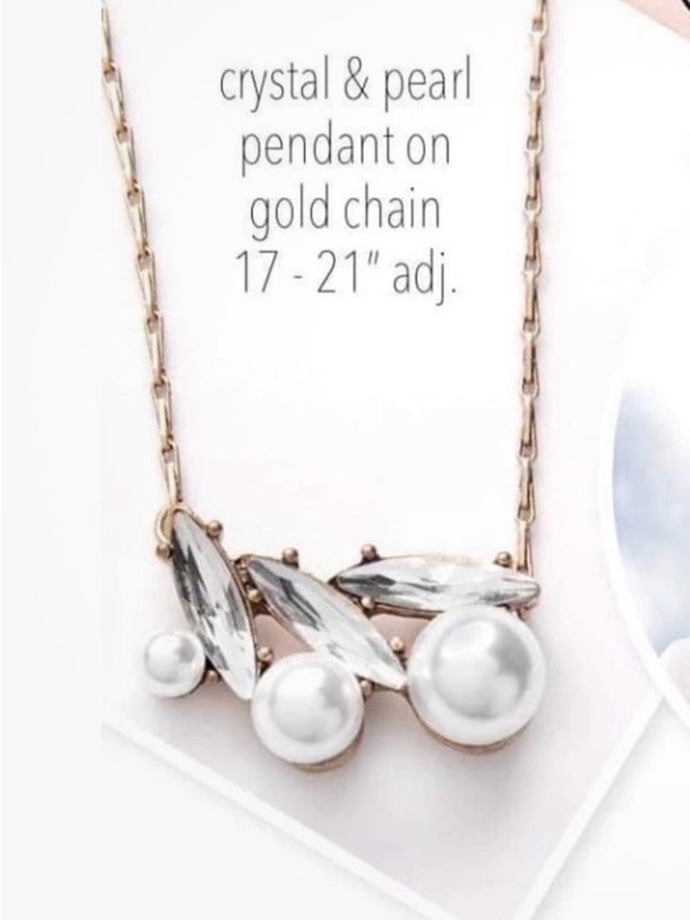 Gold Tone Pearl & Crystal Pendant Necklace - Timeless Elegance
